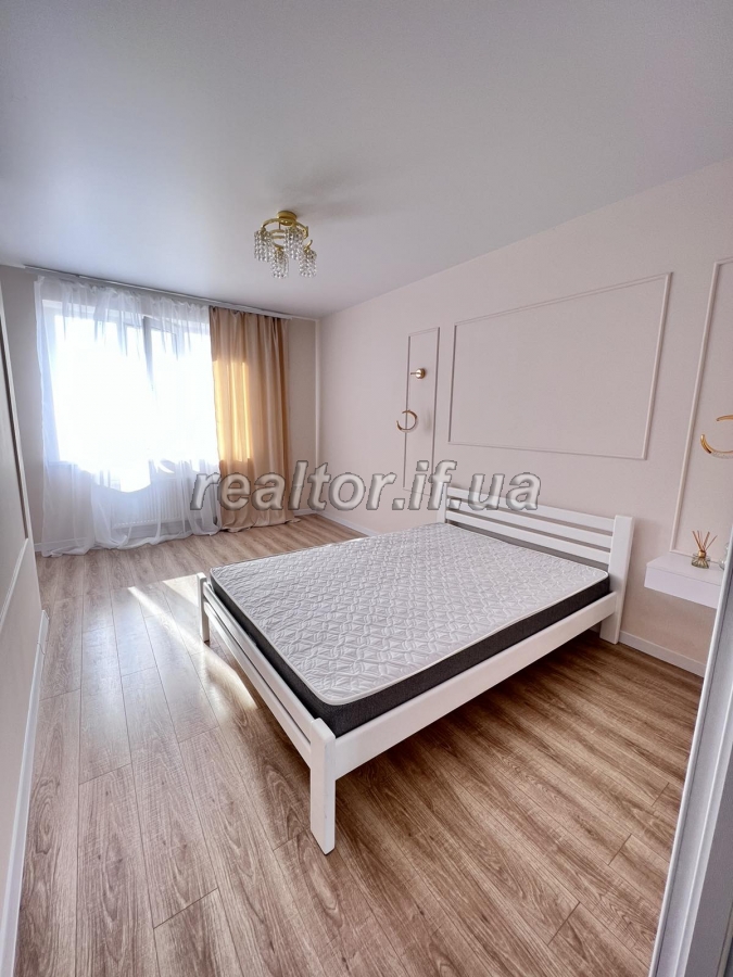 Prodayetsya_3_kimnatna_kvartyra_v_tsentri_mista_v_novobudovi_po_vulytsi_Vysochana_22605_3_1693821326.jpeg