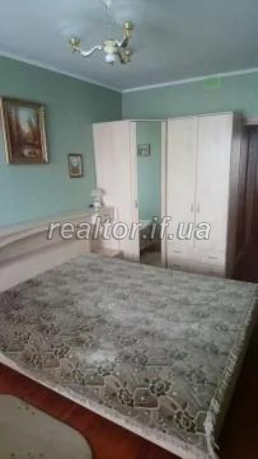 Prodayetsya_3_kimnatna_kvartyra_z_kosmetychnym_remontom_po_vulytsi_Mykolaichuka_17001_8_1568723633.jpg