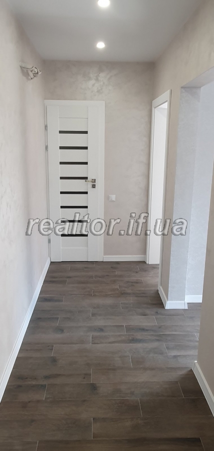 Prodayetsya_klasna_1_kimnatna_kvartyra_z_velykoyu_kukhneyu_po_vulytsi_Natsionalnoyi_Hvardiyi_22693_8_1698321260.jpeg