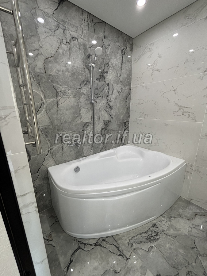 Prodayetsya_stylna_dvokhkimnatna_kvartyra_v_raioni_ZhK_Manhattan_23129_5_1747050239.jpeg