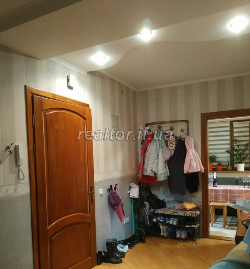 Prodayetsya_velyka_2_kimnatna_kvartyra_u_novomu_budynku_v_raioni_Pasichna_po_vulytsi_Hlibova_18471_17_1599825350.jpg
