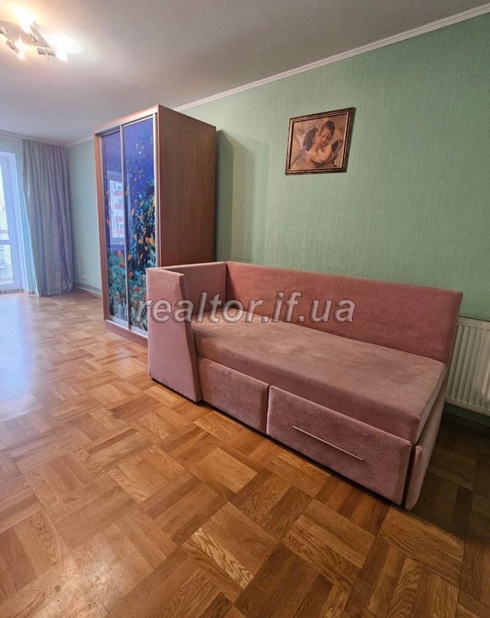 Prodazh_3_kimnatnoyi_kvartyry_z_remontom__v_tsentralnii_chastyni_mista_po_vulytsi_Pivdennyi_Bulvar_23945_17_1752840388.jpeg