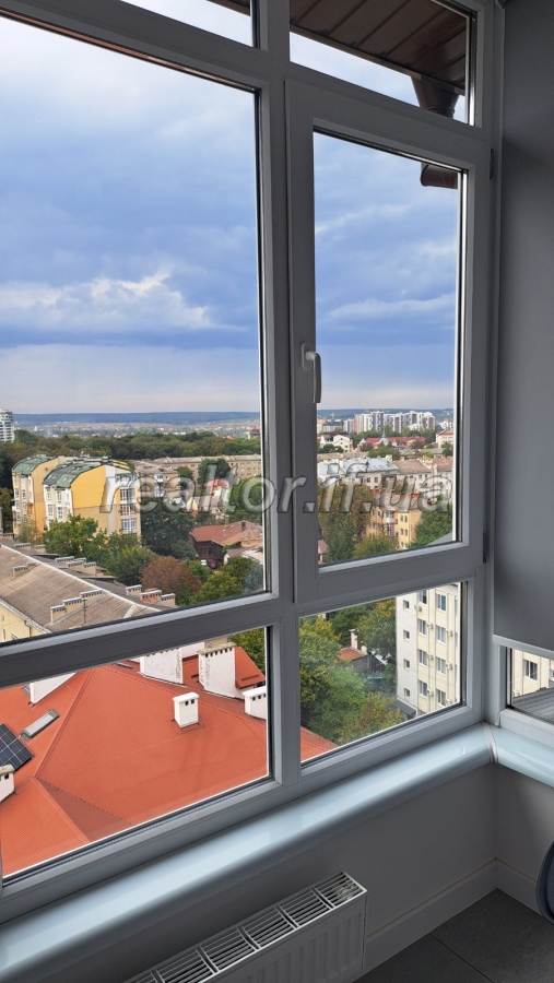 Prodazh__dvorivnevoyi_kvartyry__v_tsentralnii_chastyni_mista_poruch_z_miskym_parkom_im__Shevchenka_23470_25_1732713569.jpeg
