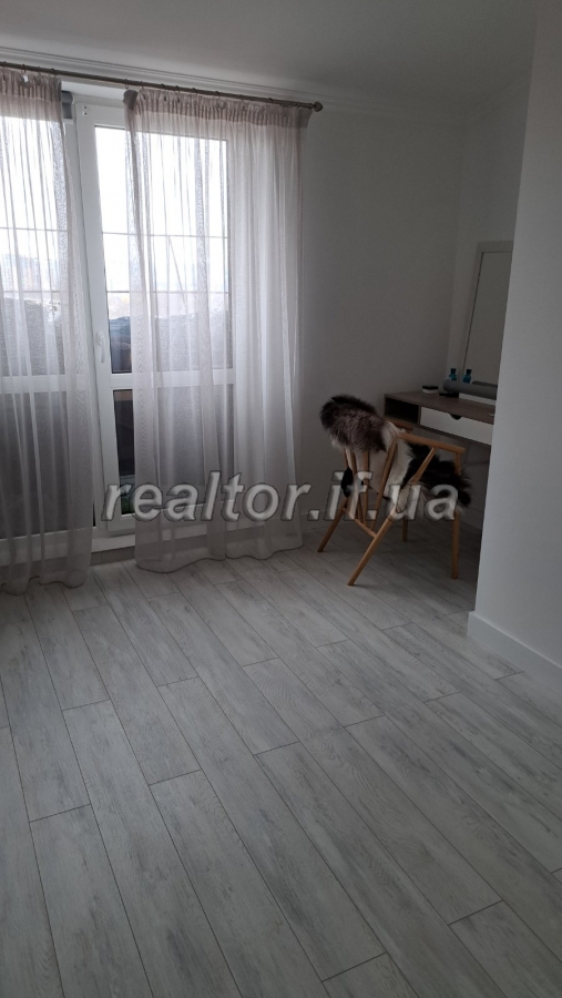 Prodazh__dvorivnevoyi_kvartyry__v_tsentralnii_chastyni_mista_poruch_z_miskym_parkom_im__Shevchenka_23470_27_1732713569.jpeg