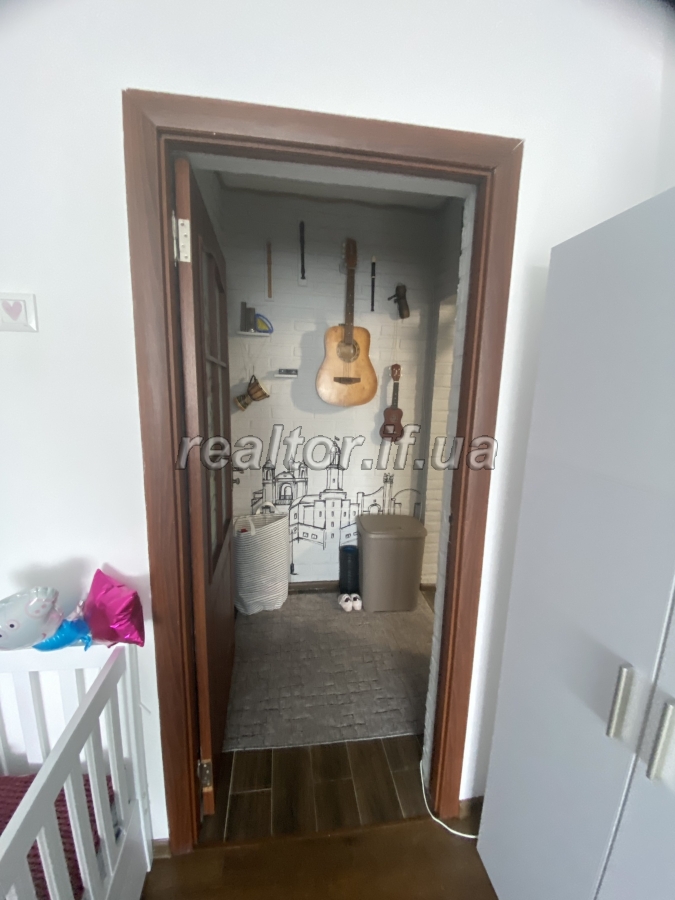 Prodazh__odnokimnatnoyi_kvartyry_z_remontom_po_vulytsi_Khotkevycha_23926_0_1751541683.jpeg