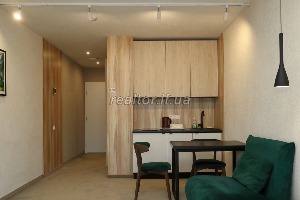 Prodazh_apartamentu_v_tsentri_hirskolyzhnoho_kurortu_Bukovel_-_HVOYA_22057_9_1668510988.jpeg