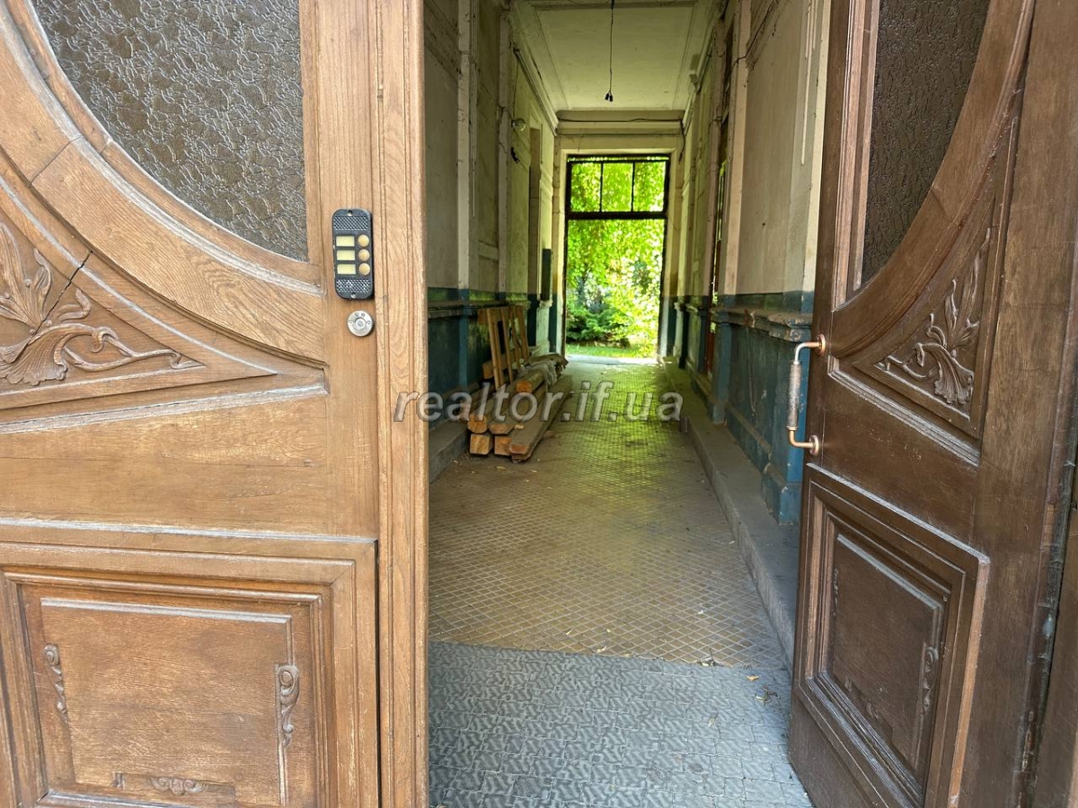 Prodazh_bahatorivnevoyi_eksklyuzyvnoyi_kvartyr_po_vulytsi_Shevchenka_23935_5_1752077409.jpeg