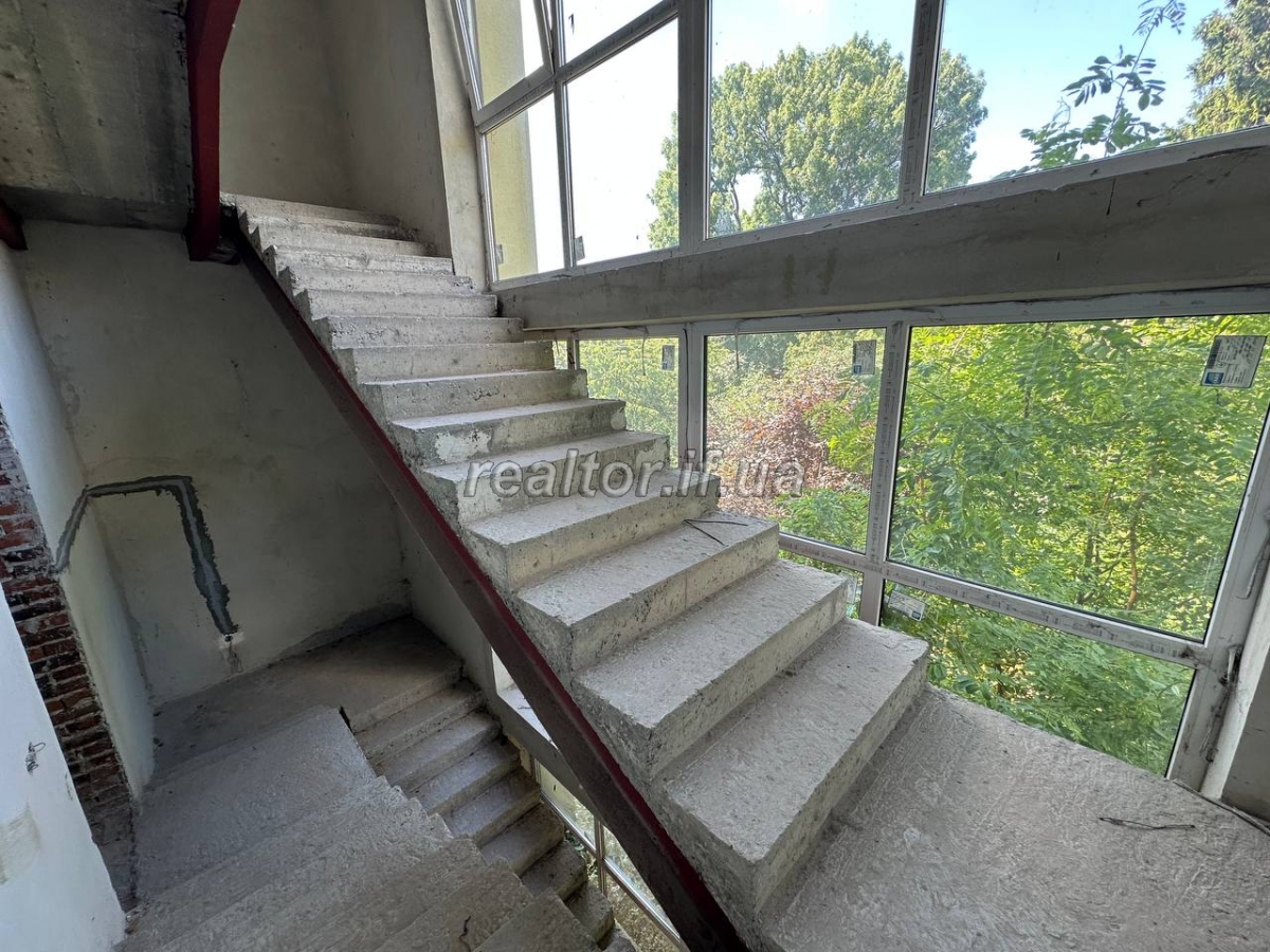 Prodazh_bahatorivnevoyi_eksklyuzyvnoyi_kvartyr_po_vulytsi_Shevchenka_23935_9_1752077436.jpeg