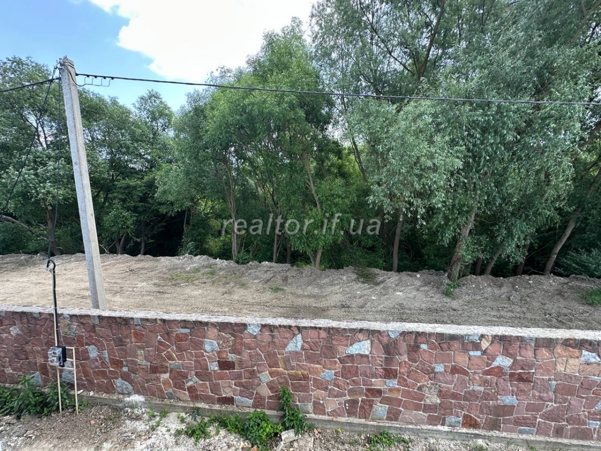 Prodazh_dupleksu_z_miskymy_komunikatsiyamy_v_seli_Vovchynets_vulytsya_Patriarkha_Volodymyra_23587_15_1749742476.jpeg