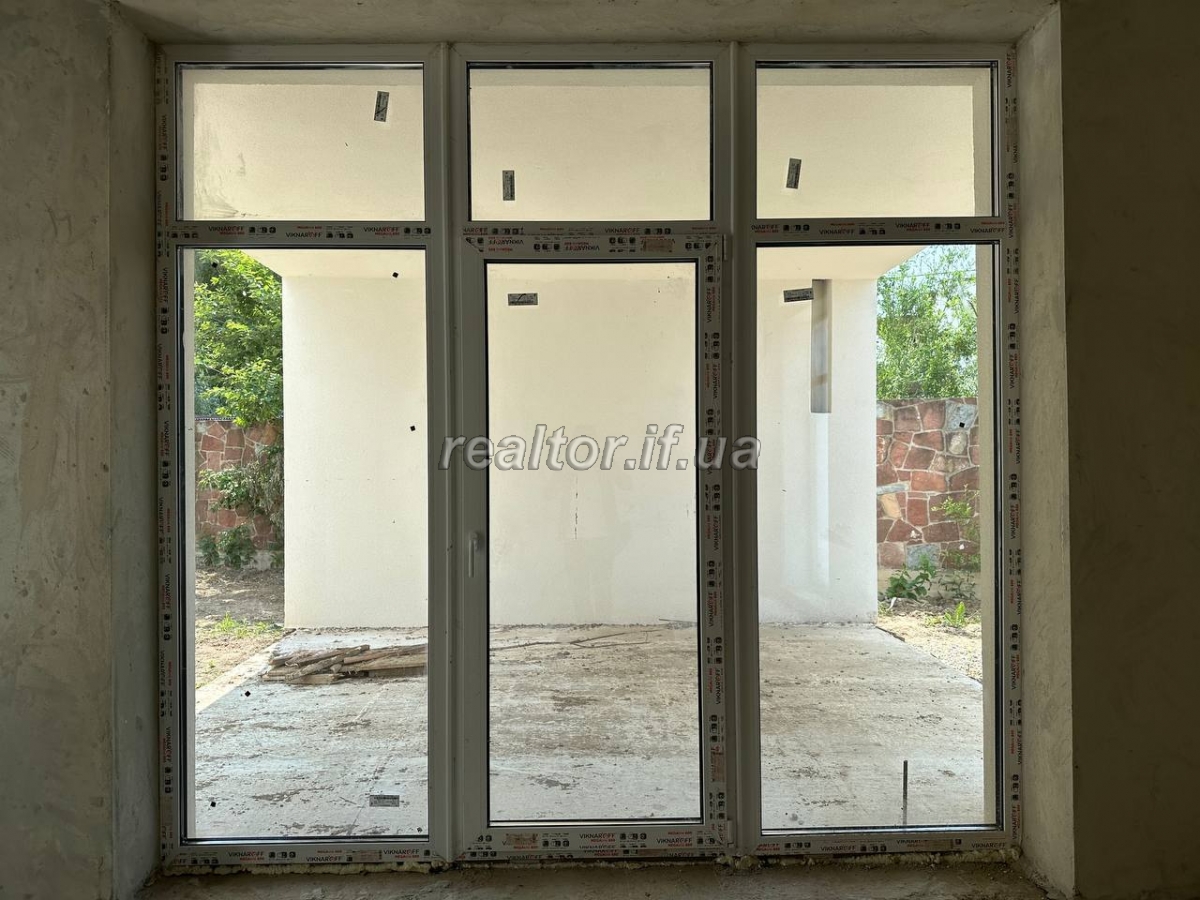 Prodazh_dupleksu_z_miskymy_komunikatsiyamy_v_seli_Vovchynets_vulytsya_Patriarkha_Volodymyra_23587_9_1749742475.jpeg