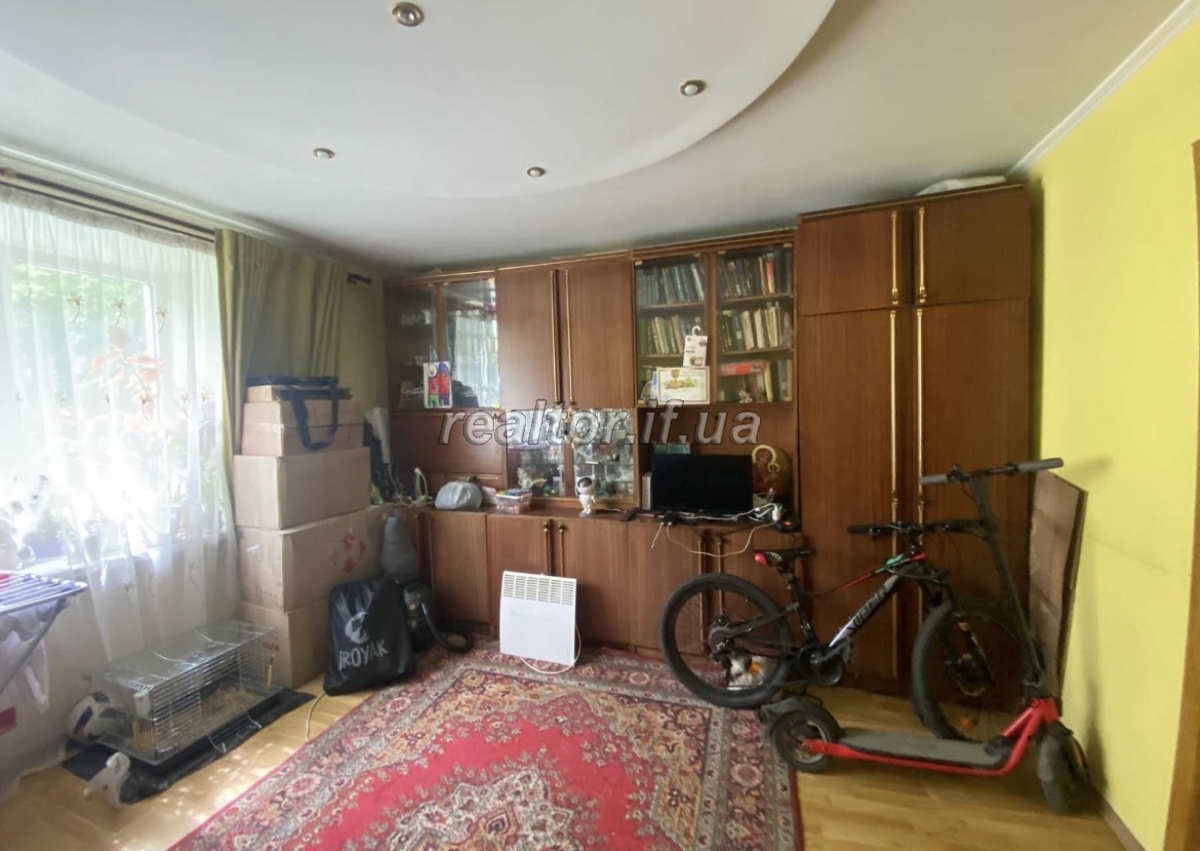 Prodazh_dvokimnatnoyi_kvartyry_po_vulytsi_Vovchynetska_poruch_TTs_Veles_23923_12_1751457396.jpeg
