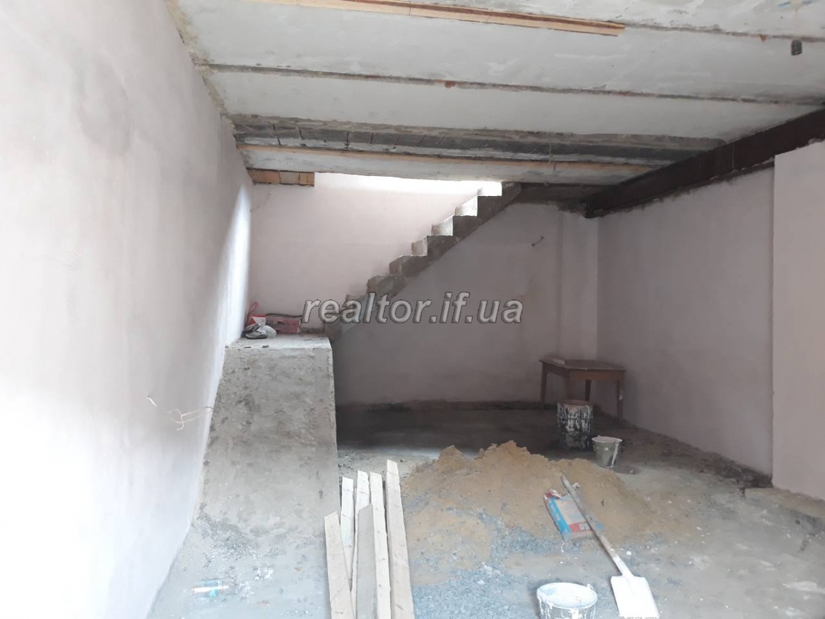 Prodazh_dvopoverkhovoho_harazha__16215_3_1554206623.jpg