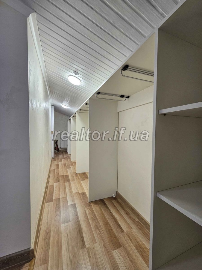 Prodazh_dvorivnevoyi_kvartyry_z_remontom_ta_meblyamy_v_novobudovi_po_vulytsi_Yevropeiska_23789_2_1747131077.jpeg