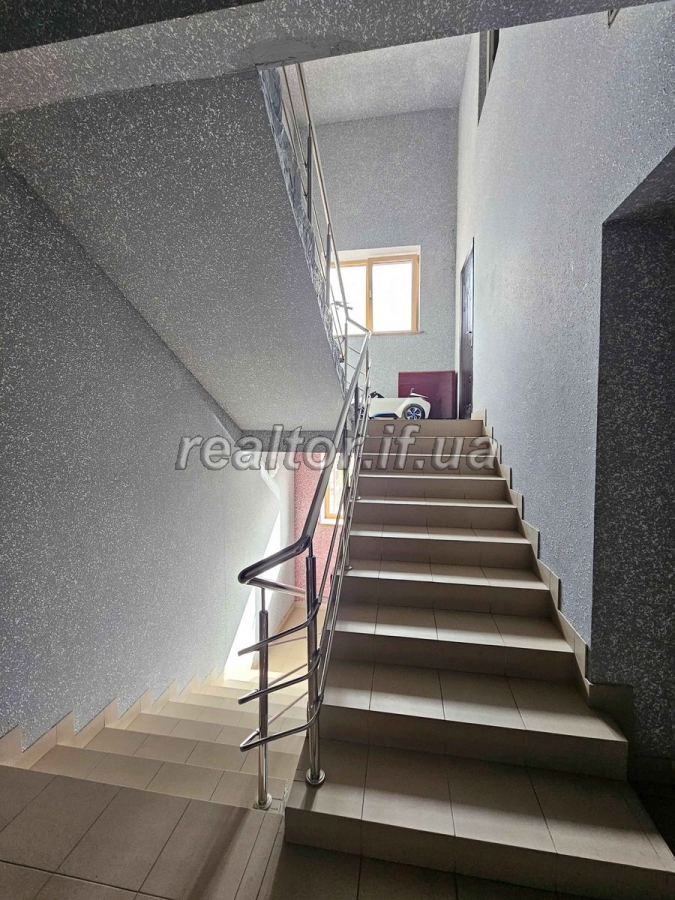 Prodazh_dvorivnevoyi_kvartyry_z_remontom_ta_meblyamy_v_novobudovi_po_vulytsi_Yevropeiska_23789_3_1747131077.jpeg
