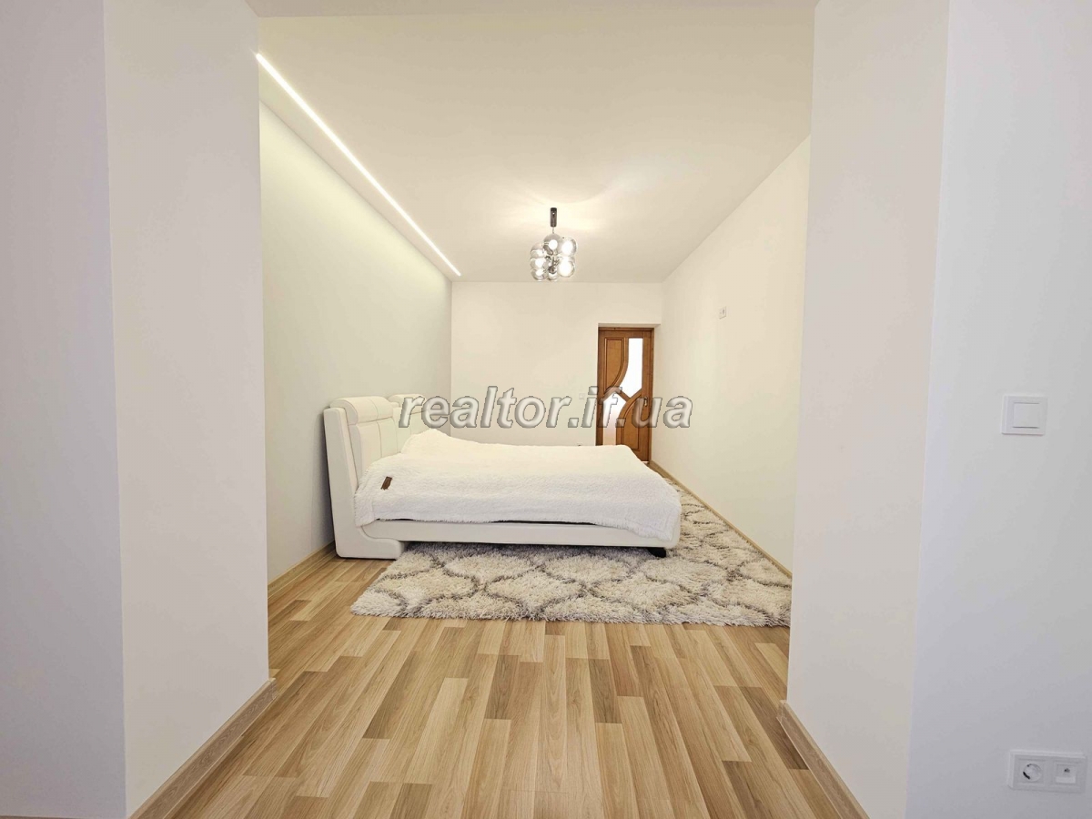 Prodazh_dvorivnevoyi_kvartyry_z_remontom_ta_meblyamy_v_novobudovi_po_vulytsi_Yevropeiska_23789_6_1747131078.jpeg