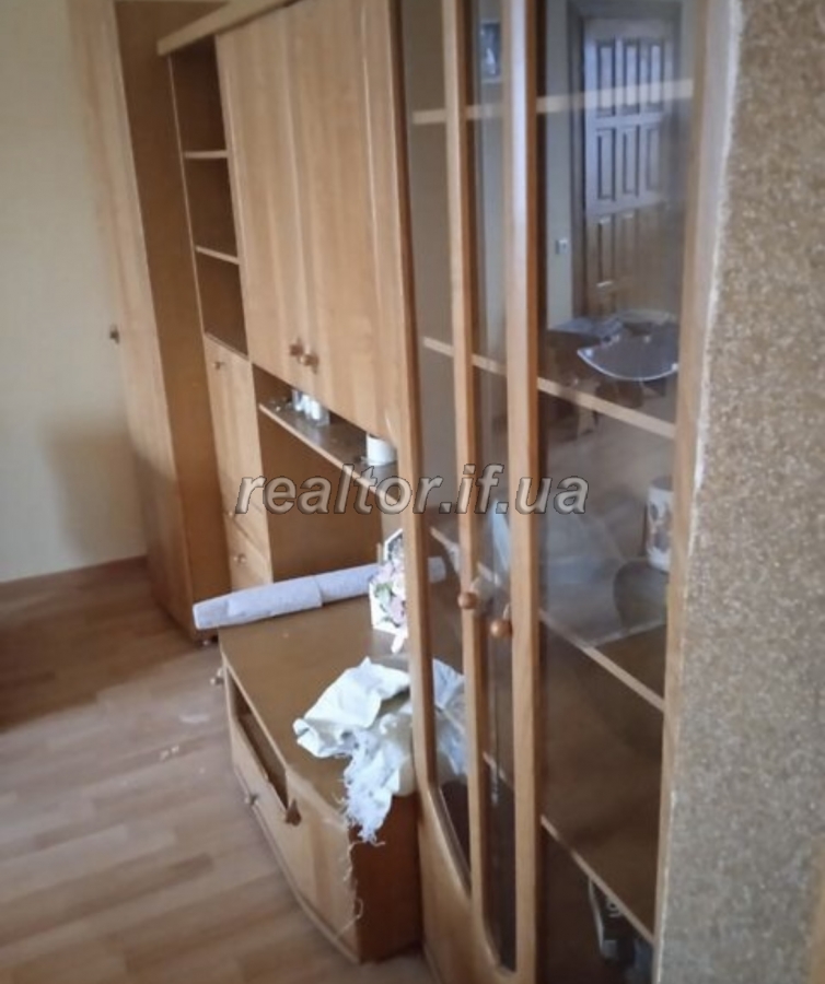 Prodazh_kvartyry_po_vulytsi_Dovzhenka_poruch_parku_Shevchenka_23773_13_1746526161.jpeg