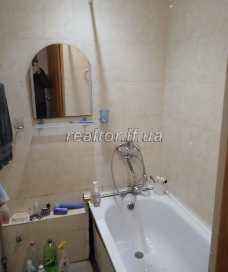 Prodazh_kvartyry_po_vulytsi_Dovzhenka_poruch_parku_Shevchenka_23773_6_1746526159.jpeg