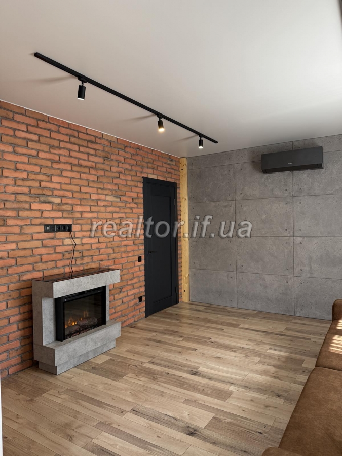Prodazh_kvartyry_v__zhytlovomu_kompleksi_Lypky_poruch_parku_Shevchenka__23830_32_1747996963.jpeg