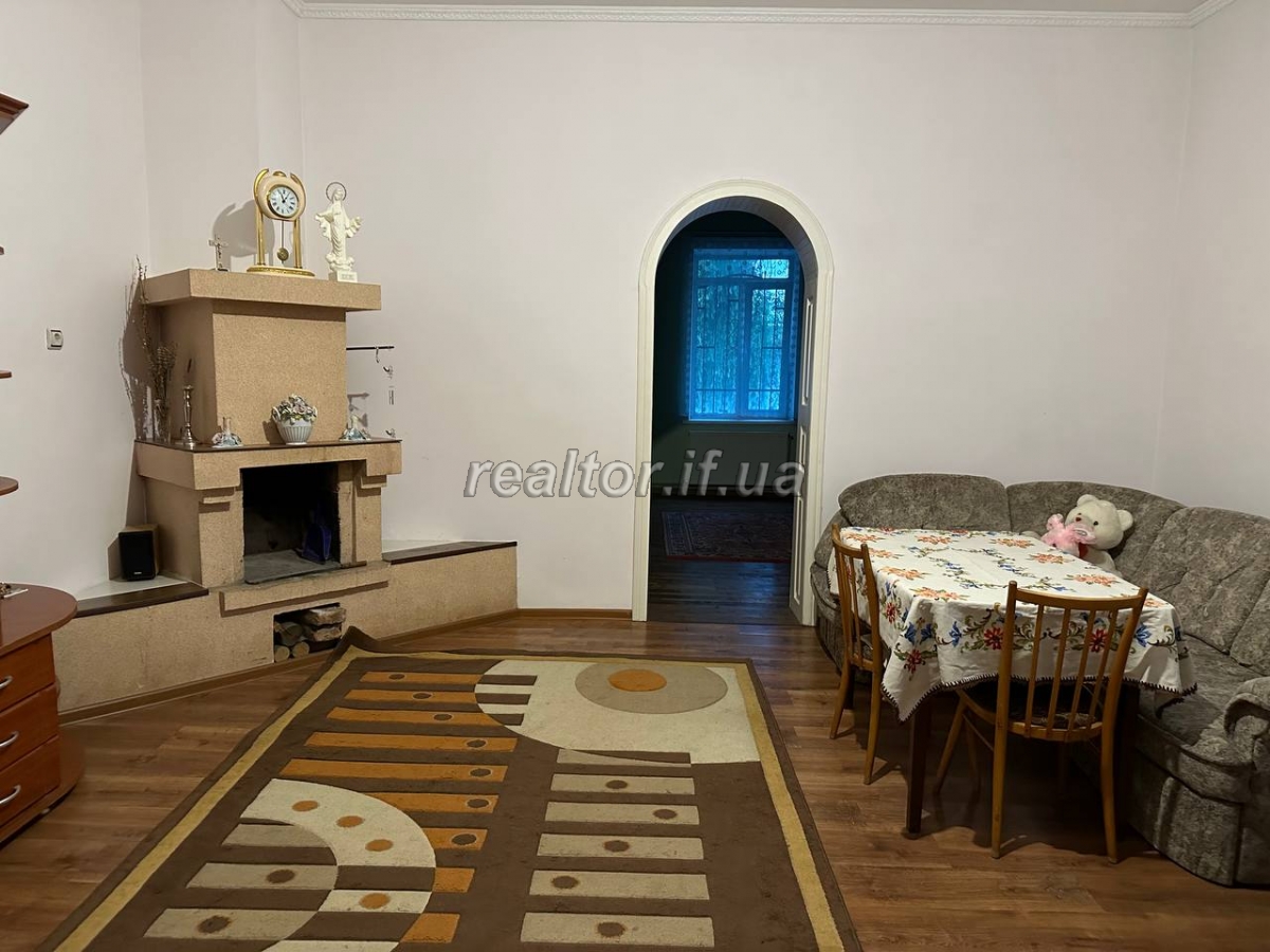 Prodazh_kvartyry_v_chasnomu_sektori_iz_spilnoyu_prybudynkovoyu_zemelnoyu_dilyankoyu_22563_10_1692260294.jpeg