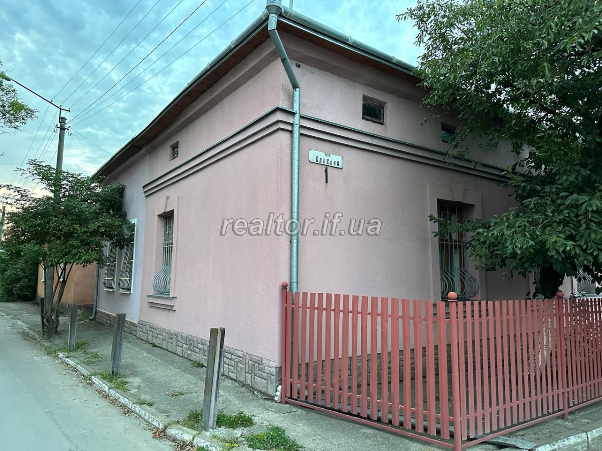 Prodazh_kvartyry_v_chasnomu_sektori_iz_spilnoyu_prybudynkovoyu_zemelnoyu_dilyankoyu_22563_1_1692260293.jpeg