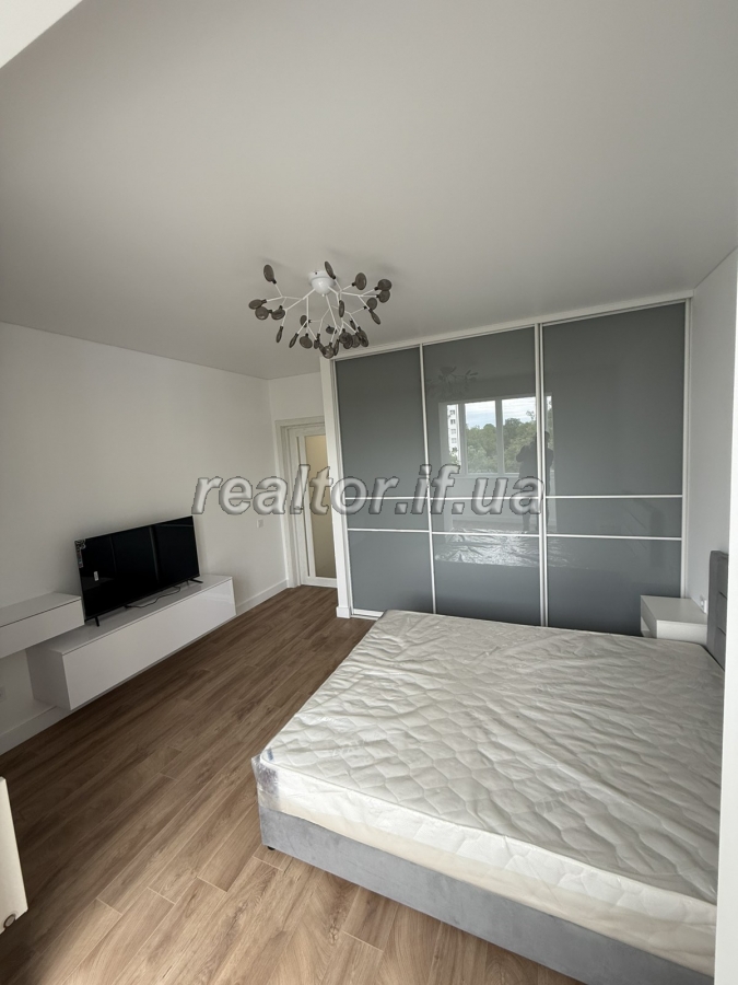 Prodazh_kvartyry_v_novobudovi_v_harnomu_raioni_mista_poblyzu_parku_Shevchenka__23784_5_1747048011.jpeg