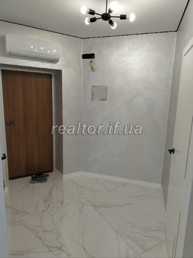 Prodazh_kvartyry_v_novobudovi_z_yakisnym_yevroremontom_po_vulytsi_Tselevycha_23928_3_1751891807.jpeg