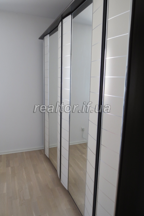 Prodazh_kvartyry_v_tykhomu_tsentri_po_vulytsi_Mariiky_Pidhiryanky_18039_19_1593166917.jpg