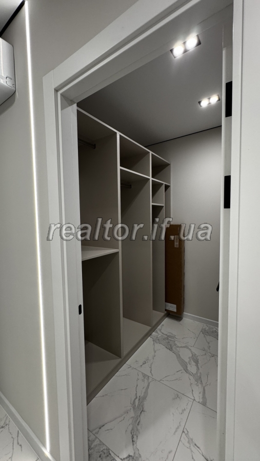 Prodazh_kvartyry_z_dyzainerskym_yevroremontom_v_novomu_zhytlovomu_kompleksi_Family_Plaza_23783_9_1747039994.jpeg