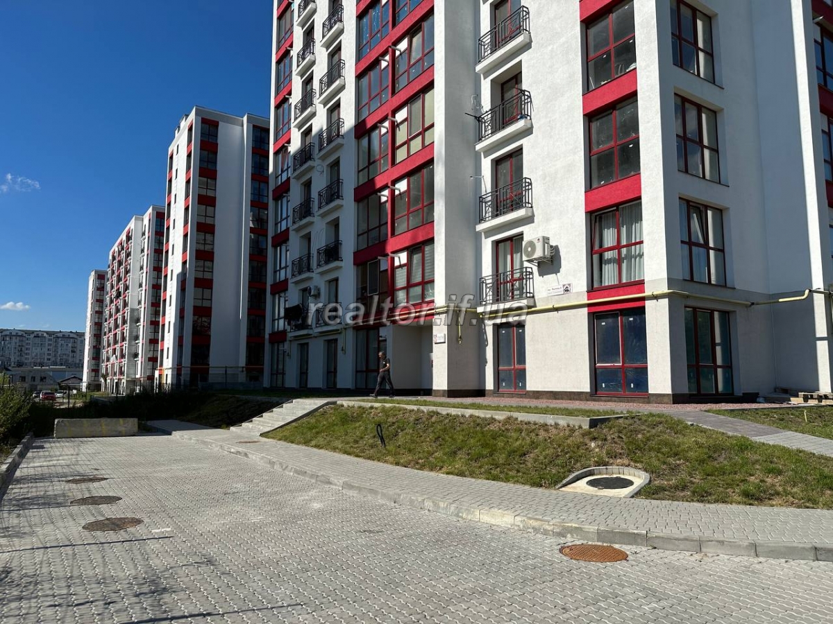 Prodazh_kvartyry_z_komoroyu_v_zdanomu_obzhytomu_budynku_v_ZhK_Mistechko_Kozatske_22561_0_1692255674.jpeg