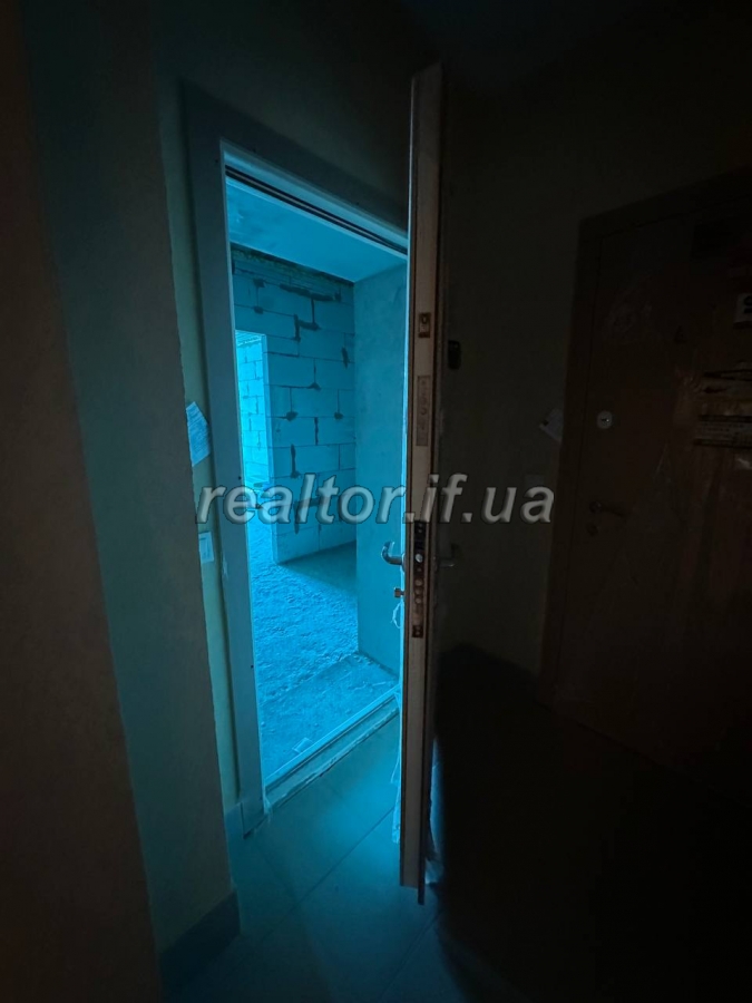 Prodazh_kvartyry_z_komoroyu_v_zdanomu_obzhytomu_budynku_v_ZhK_Mistechko_Kozatske_22561_1_1692255675.jpeg