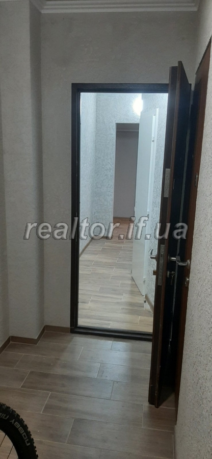 Prodazh_kvartyry_z_kosmetychnym_remontom_v_tsentralnii_chastyni_mista_22702_13_1698747015.jpeg