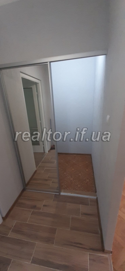 Prodazh_kvartyry_z_kosmetychnym_remontom_v_tsentralnii_chastyni_mista_22702_6_1698747014.jpeg