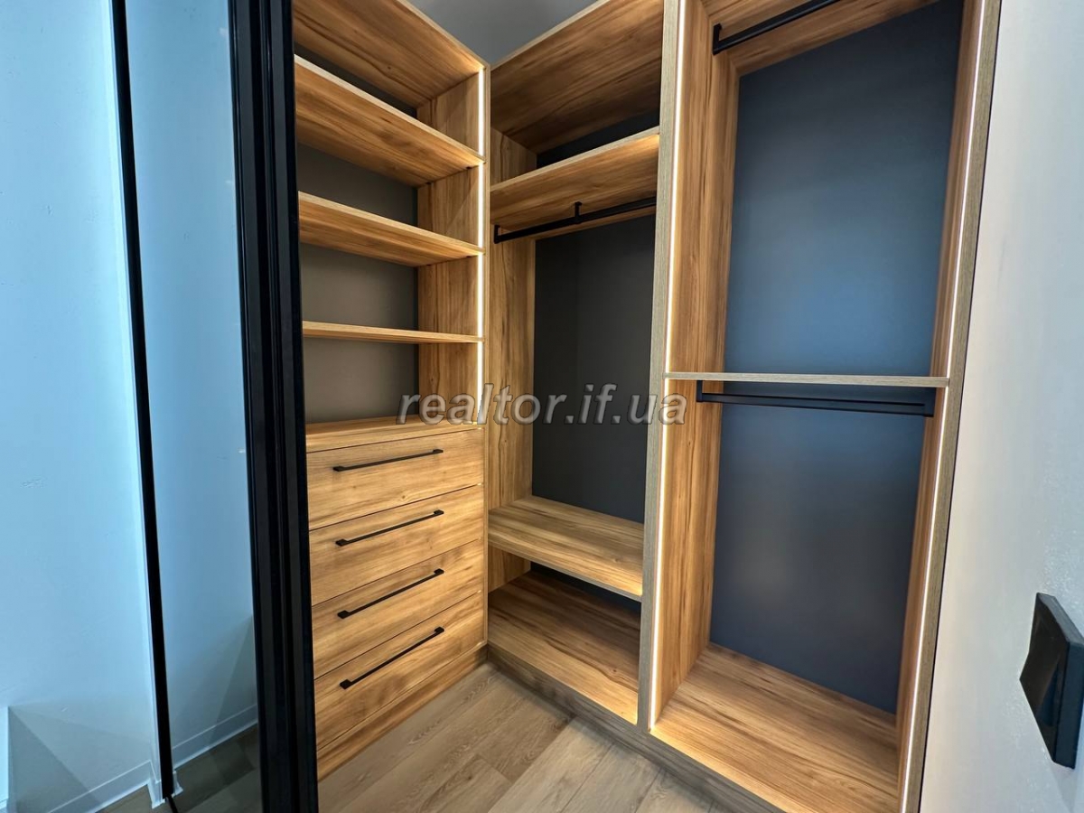 Prodazh_kvartyry_z_produmanym_planuvannya_v_samomu_tsentri_mista_po_vulytsi_Belvederska_23897_19_1750779423.jpeg