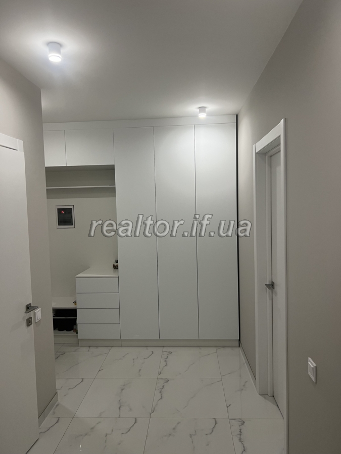 Prodazh_kvartyry_z_remontom_ta_meblyamy_po_vulytsi_Khmelnytskoho_23734_3_1745578446.jpeg