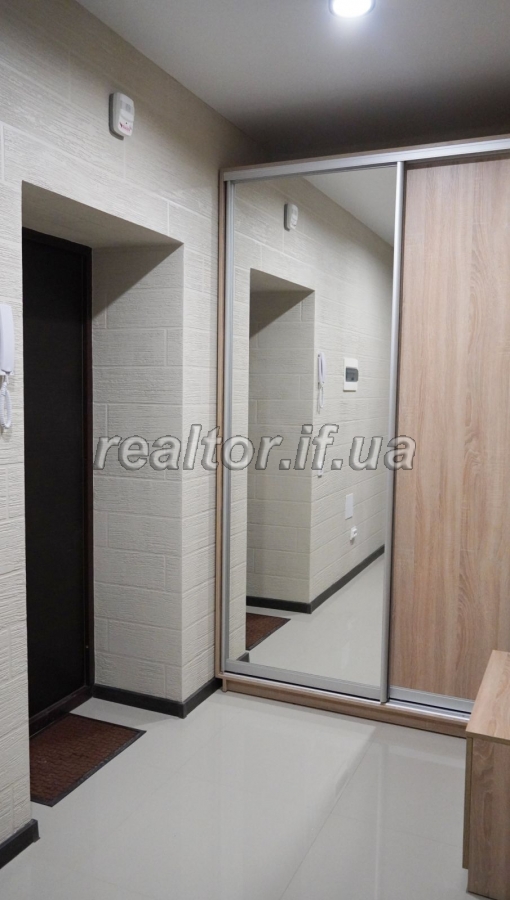 Prodazh_kvartyry_z_remontom_ta_meblyamy_v_ZhK_Parkove_Mistechko_po_vulytsi_Natsionalnoyi_Hvardiyi_23922_8_1751454567.jpeg