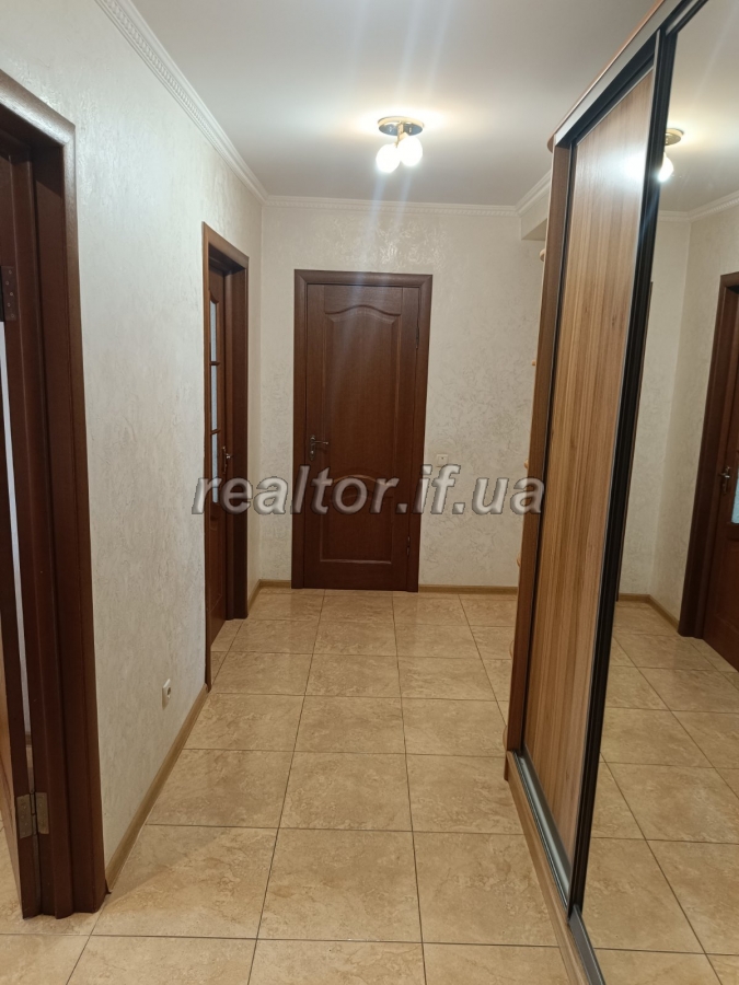 Prodazh_kvartyry_z_remontom_ta_meblyamy_v_novobudovi_po_vulytsi_Troleibusna_23932_6_1752056102.jpeg