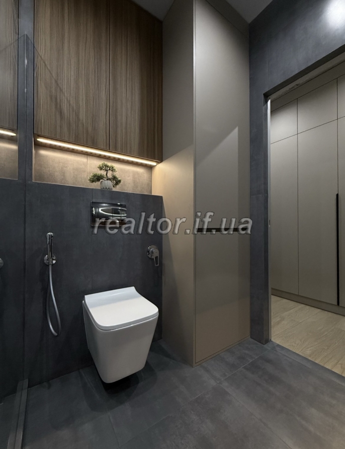 Prodazh_kvartyry_z_remontom_ta_meblyamy_v_tsentri_mista_v_novomu_zhytlovomu_kompleksi_Main_House_23865_7_1749556386.jpeg