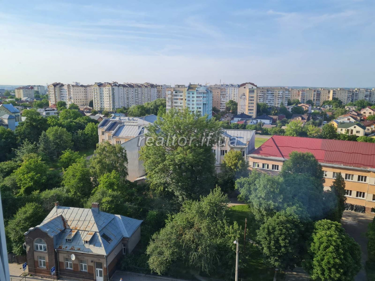 Prodazh_kvartyry_z_remontom_v_novobudovi_po_vulytsi_Nezalezhnosti_poruch_tsentru_mista_23916_15_1751287889.jpeg