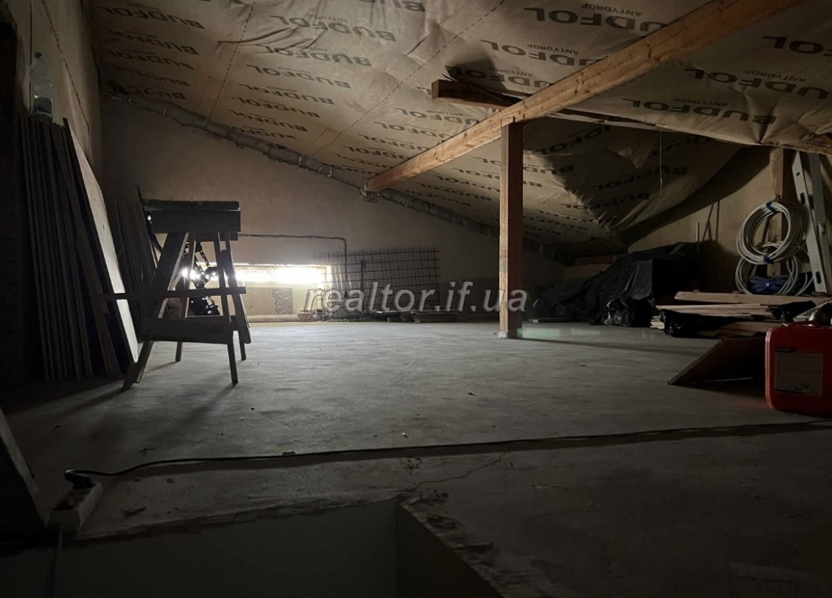 Prodazh_kvartyry_z_yevroremontom_po_vulytsi_Ivasyuka_poruch_torhovoho_tsentru_Arsen_23816_3_1747824748.jpeg