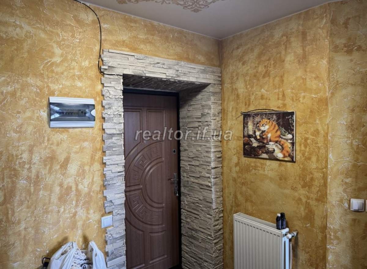Prodazh_odnokimnatnoyi_kvartyry_z_remontom_ta_meblyamy_v_novobudovi_po_vulytsi_Konovaltsya_23886_13_1750325488.jpeg