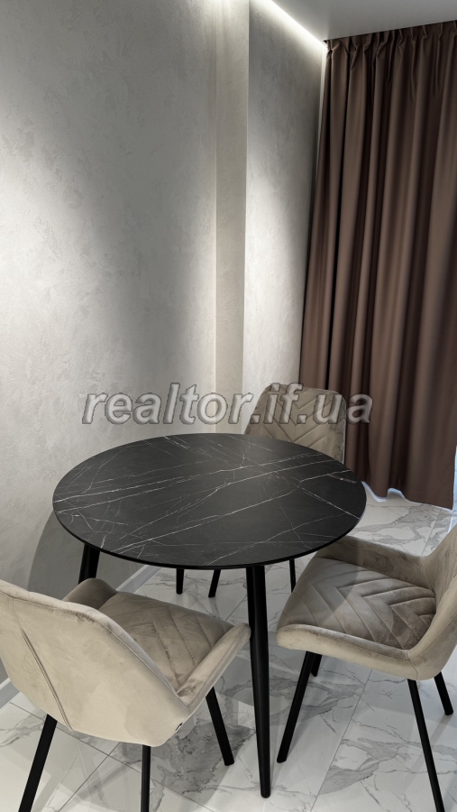 Prodazh_odnokimnatnoyi_kvartyry_z_yakisnym_dyzainerskym_yevroremontom_v_ZhK_Family_Plaza_23944_5_1752832940.jpeg
