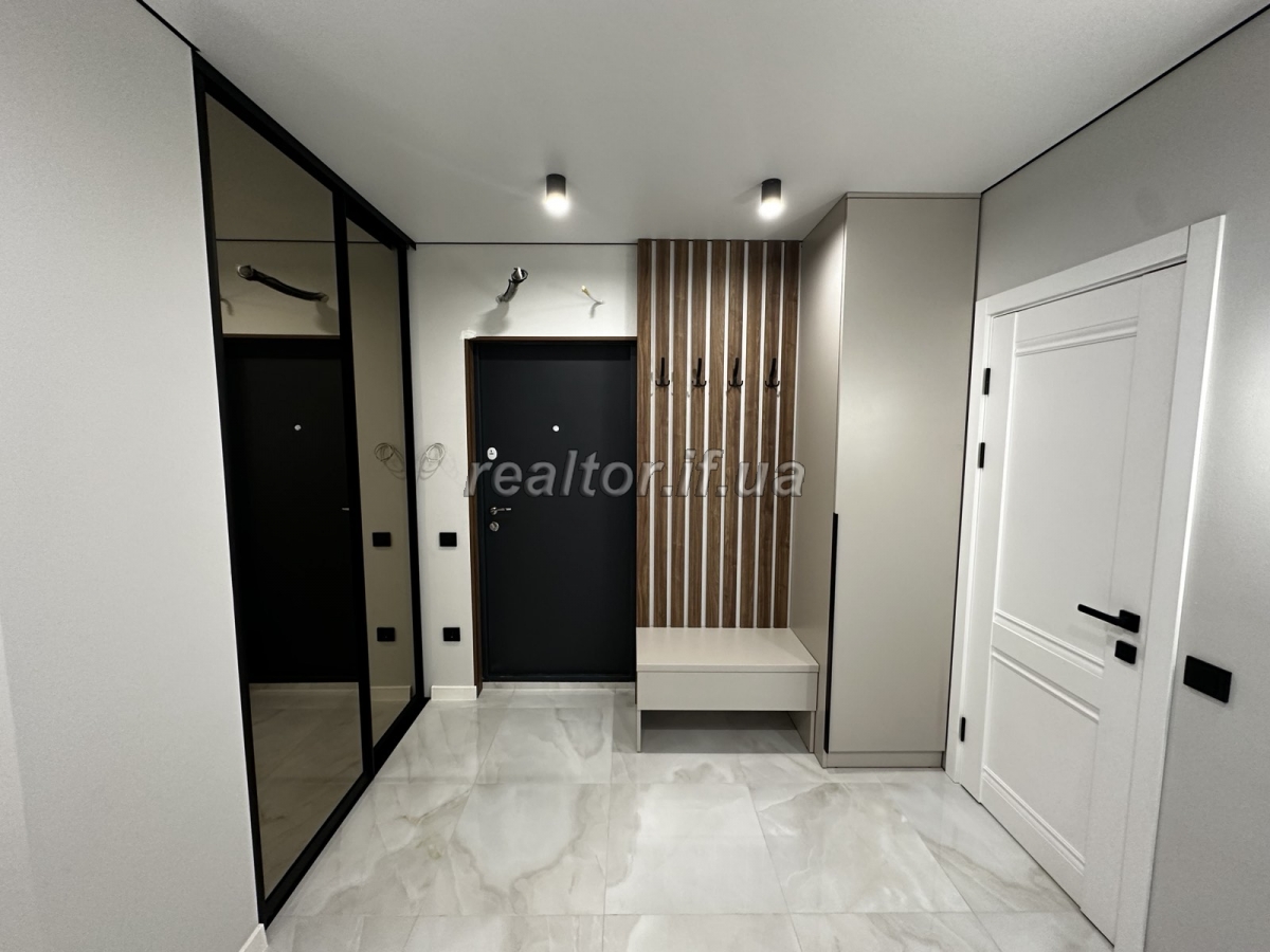 Prodazh_prostoroyi_kvartyry_z_avtorskym_yevroremontom_v_novomu_ta_suchasnomu_zhytlovomu_kompleksi_Family_Plaza_23705_19_1744711602.jpeg