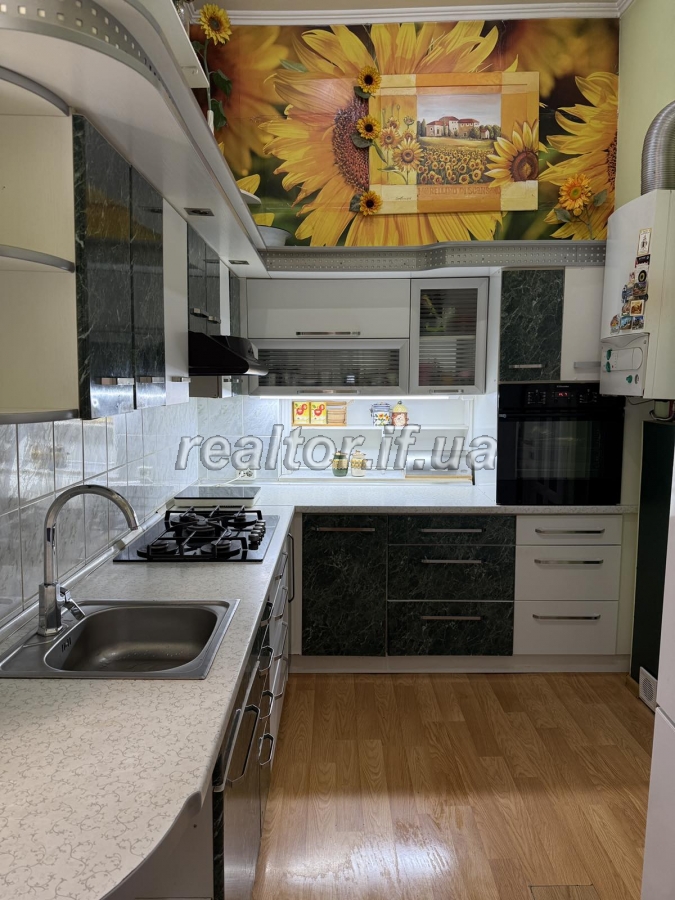 Prodazh_prostoroyi_kvartyry_z_remontom_po_vulytsi_Shevchenka_poruch_parku_23778_10_1746774171.jpeg