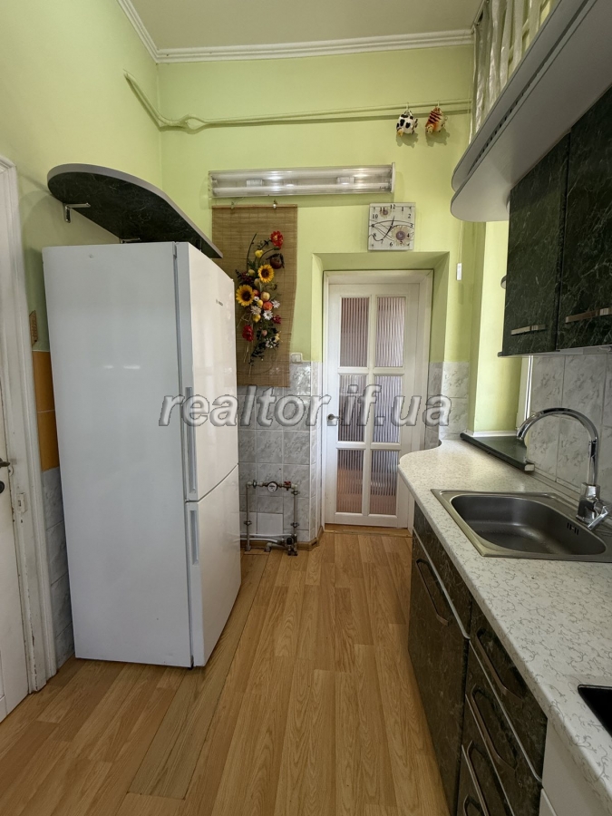Prodazh_prostoroyi_kvartyry_z_remontom_po_vulytsi_Shevchenka_poruch_parku_23778_12_1746774172.jpeg