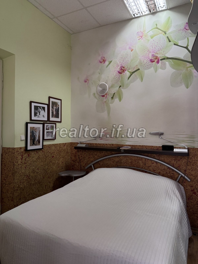 Prodazh_prostoroyi_kvartyry_z_remontom_po_vulytsi_Shevchenka_poruch_parku_23778_17_1746774173.jpeg