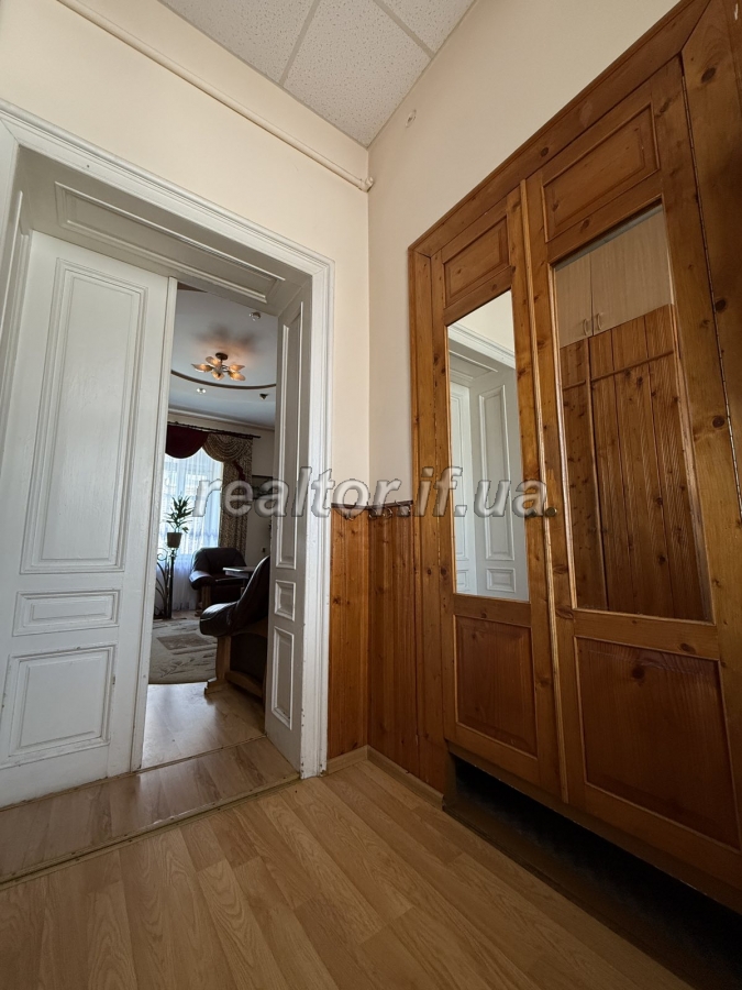 Prodazh_prostoroyi_kvartyry_z_remontom_po_vulytsi_Shevchenka_poruch_parku_23778_6_1746774171.jpeg