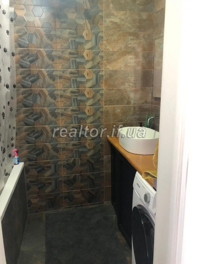 Prodazh_prostoroyi_kvartyry_z_remontom_v_novobudovi_po_vulytsi_Halytska_23860_1_1749043068.jpeg