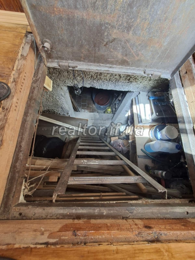Prodazh_trokhkimnatnoyi_kvartyry_pokrashchenoho_planuvannya_po_vulytsi_Halytska_23933_16_1752059342.jpeg