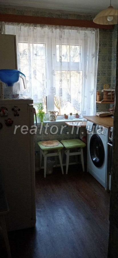Prodazh_trokhkimnatnoyi_kvartyry_v_tsentralnii_chastyni_mista_po_vulytsi_Karpatska_23854_3_1748943951.jpeg