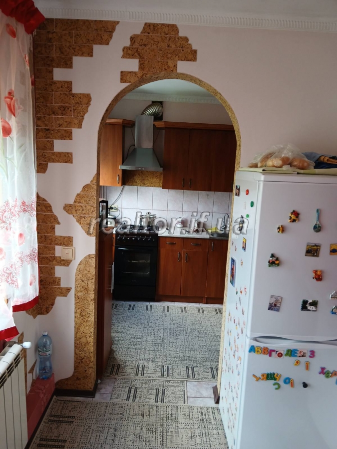 Prodazh_trokhkimnatnoyi_kvartyry_z_indyvidualnym_opalennyam_po_vulytsi_Symonenka_23811_4_1747740226.jpeg